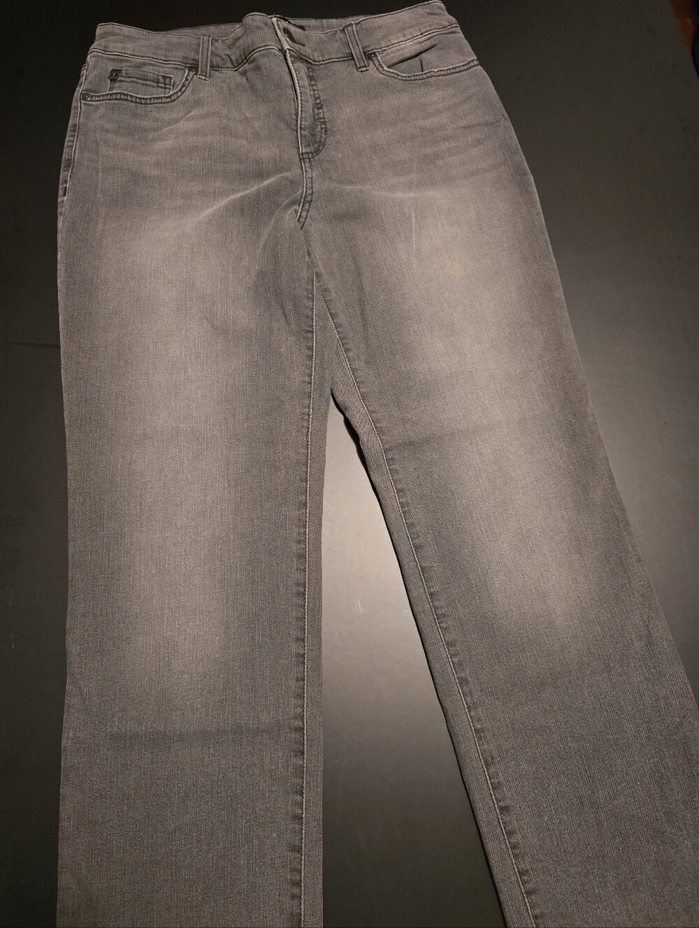 Bandolino Straight Leg Gray Jeans 10 Short